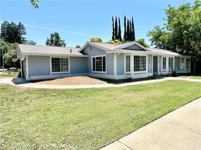 3332 Shamrock Pl, Merced, CA 95340 - single story home with a front lawn