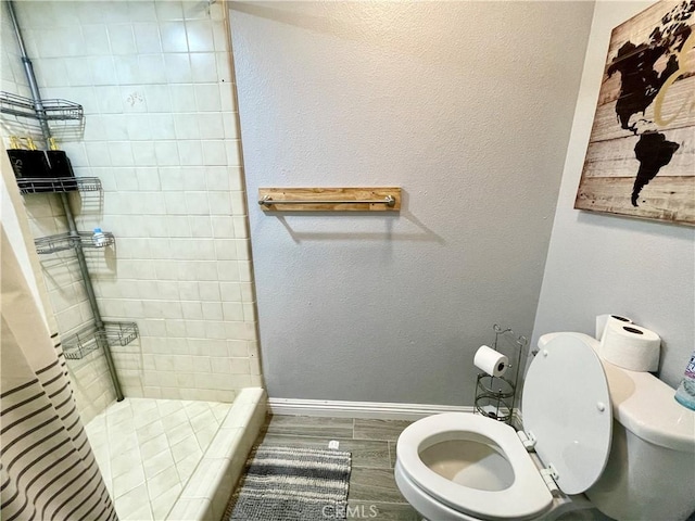 3332 Shamrock Pl, Merced, CA 95340 - bathroom with a shower stall and toilet