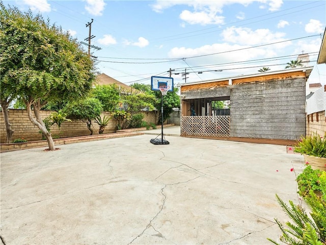 2128 E 3rd St, Los Angeles, CA 90033 - fenced backyard with a patio