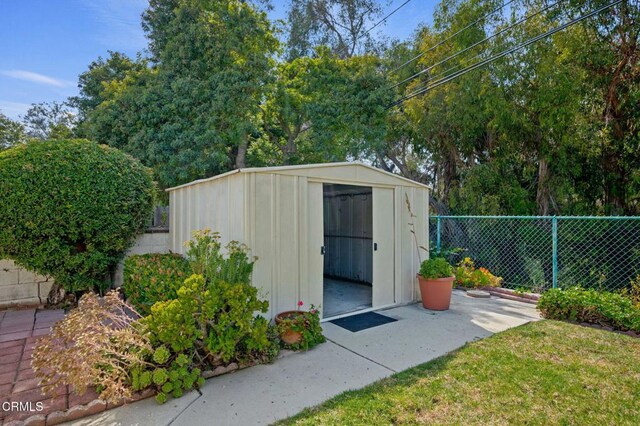 5521 N Bryn Mawr St, Ventura, CA 93003 - photo 29