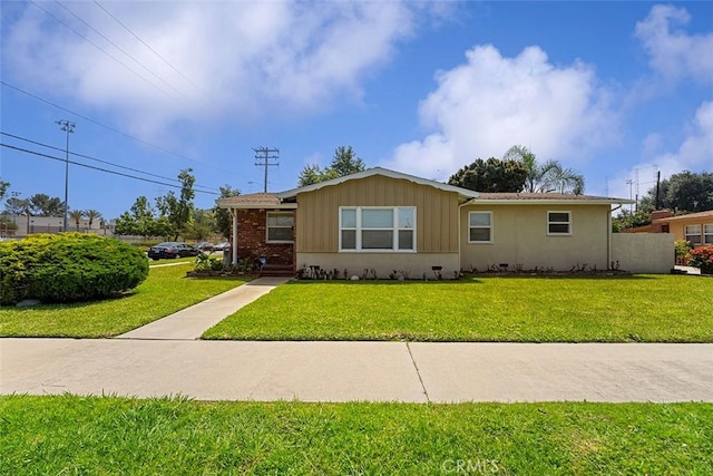 1200 S Pennsylvania Ave, Glendora, CA 91740 - view of front of home with a front lawn