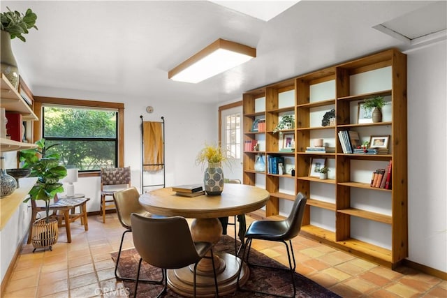 1013 Arbutus Ave, Chico, CA 95926 - dining area with baseboards