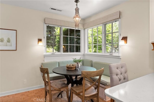 1013 Arbutus Ave, Chico, CA 95926 - dining space with breakfast area and a chandelier