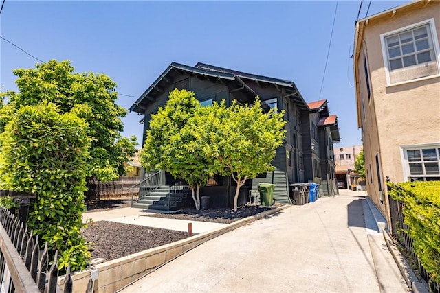 1807 Montana St, Los Angeles, CA 90026 - view of front of home featuring stucco siding