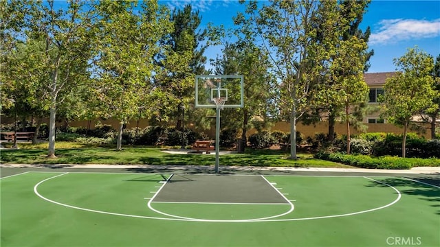 233 Bright Poppy, Irvine, CA 92618 - view of basketball court featuring community basketball court