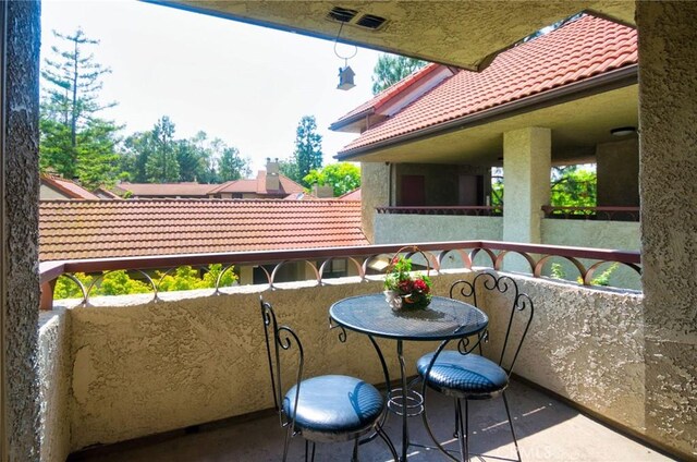 4280 Via Arbolada Unit 338, Los Angeles, CA 90042 - view of balcony