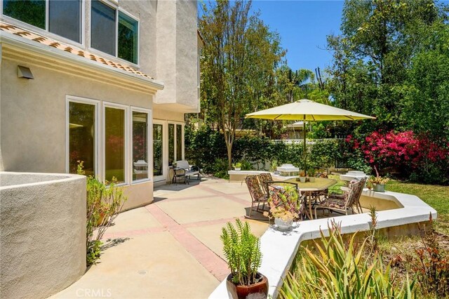 4324 Park Verdi, Calabasas, CA 91302 - view of patio / terrace with outdoor dining area
