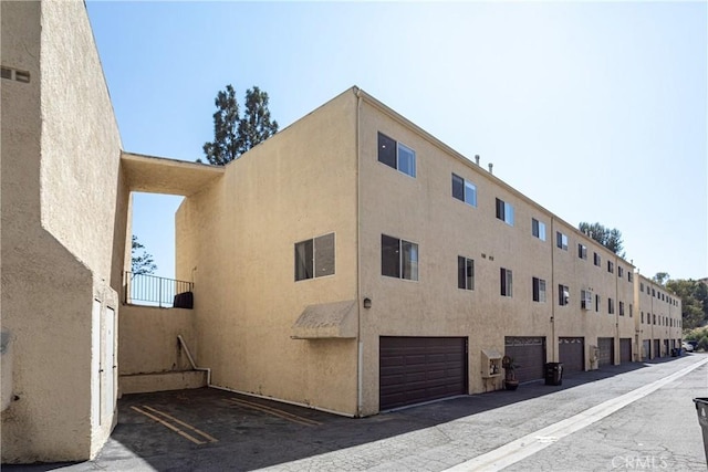 9418 Via Patricia Unit 30, Burbank, CA 91504 - view of property