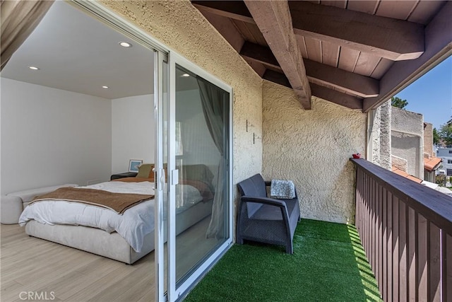 9418 Via Patricia Unit 30, Burbank, CA 91504 - view of balcony