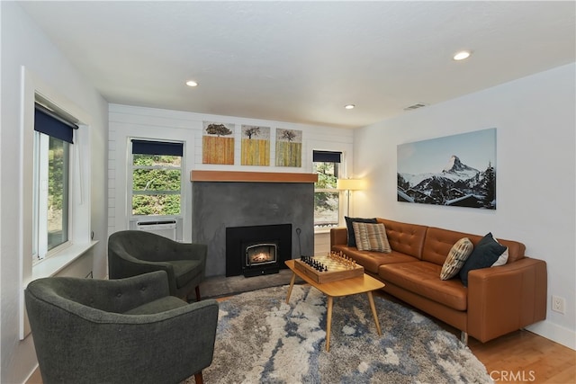 582 Sunset View Rd, Twin Peaks, CA 92391 - living area featuring wood finished floors and recessed lighting