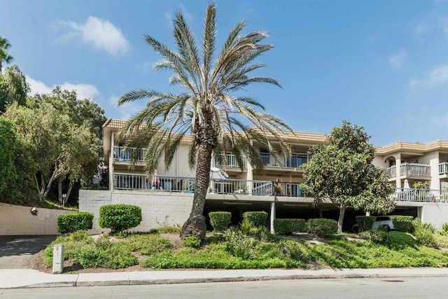 2340 Caringa Way Unit B, Carlsbad, CA 92009 - view of building exterior