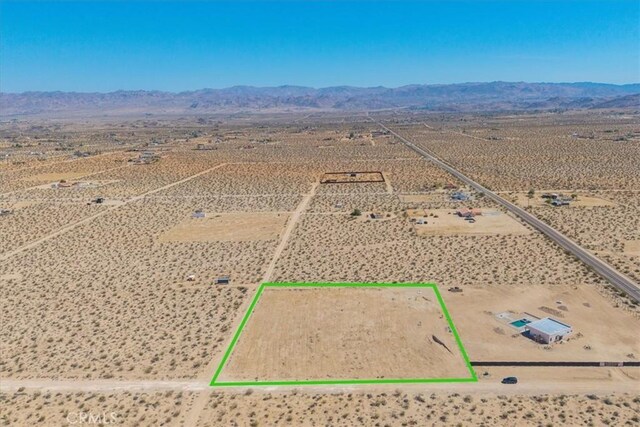 1926 Milky Way Ave, Joshua Tree, CA 92252