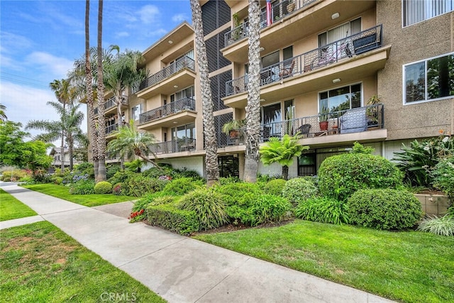 2662 E 2nd St Unit E1, Long Beach, CA 90803 - view of apartment building / complex