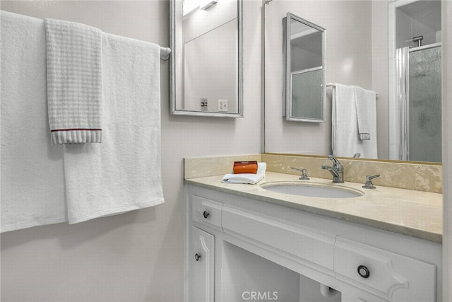 2662 E 2nd St Unit E1, Long Beach, CA 90803 - bathroom featuring vanity and a shower stall