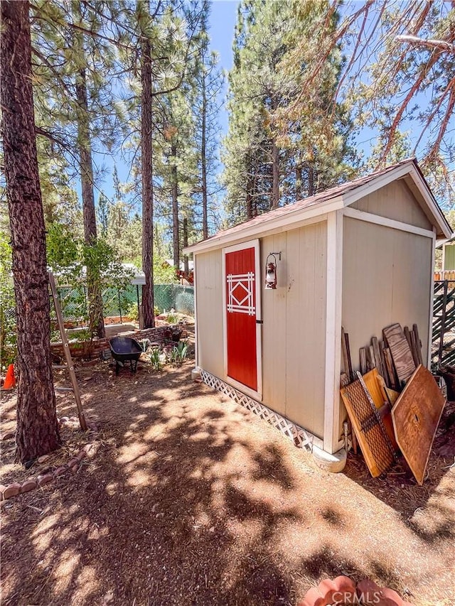 1125 Hemlock Ln, Big Bear City, CA 92314 - photo 37