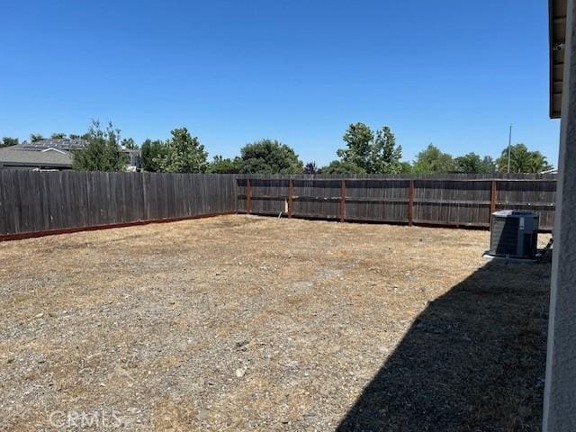 1658 Almondwood Dr, Orland, CA 95963 - view of fenced backyard