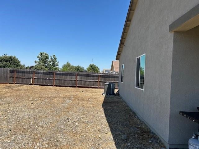 1658 Almondwood Dr, Orland, CA 95963 - view of fenced backyard