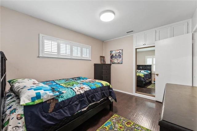 9548 Orizaba Ave, Downey, CA 90240 - bedroom featuring dark wood-style floors and baseboards