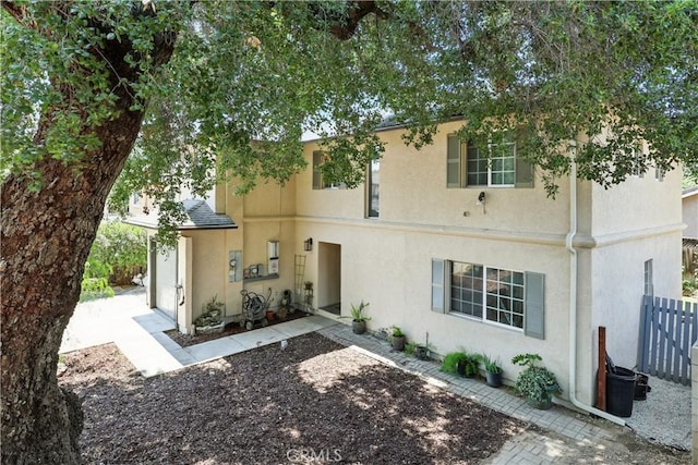 30156 Lexington Dr, Castaic, CA 91384 - view of property with stucco siding