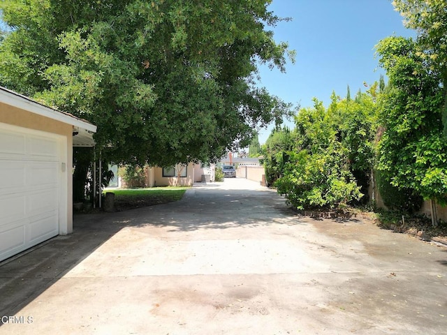 5026 Doreen Ave, Temple City, CA 91780 - view of concrete surface