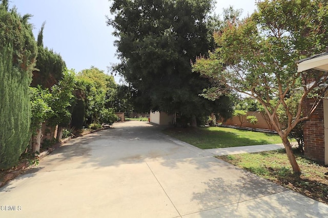 5026 Doreen Ave, Temple City, CA 91780 - view of concrete surface