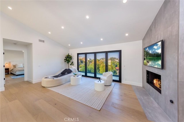4976 Llano Dr, Woodland Hills, CA 91364 - photo 23