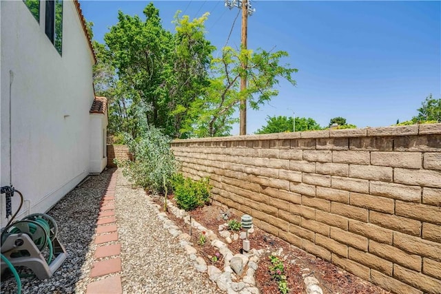 37940 42nd St E Unit 129, Palmdale, CA 93552 - view of fenced backyard