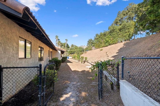 917 Gretna Green Way, Escondido, CA 92025 - view of yard featuring a gate
