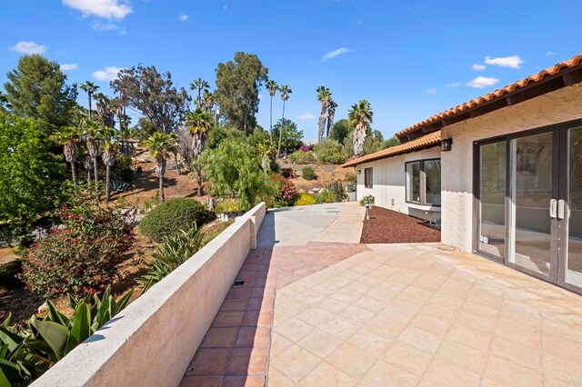 917 Gretna Green Way, Escondido, CA 92025 - view of patio