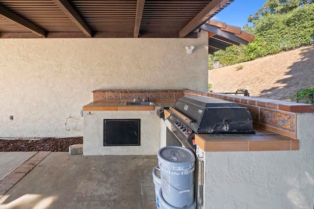 917 Gretna Green Way, Escondido, CA 92025 - view of patio / terrace featuring exterior kitchen