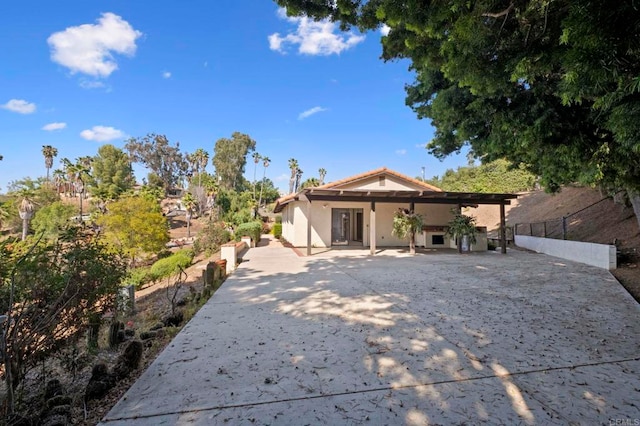 917 Gretna Green Way, Escondido, CA 92025 - back of property with stucco siding