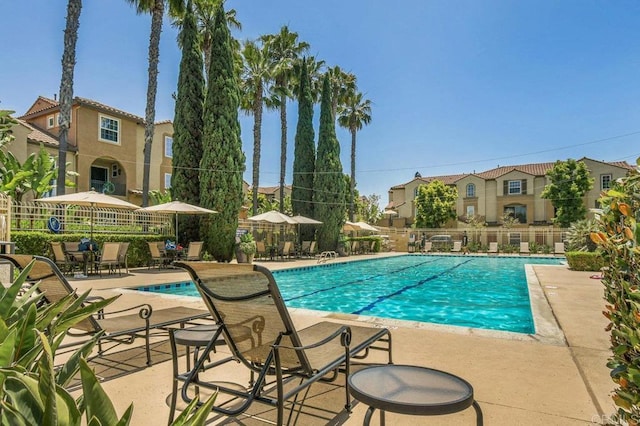 1948 Caminito De La Cruz, Chula Vista, CA 91913 - community pool with a patio and a residential view
