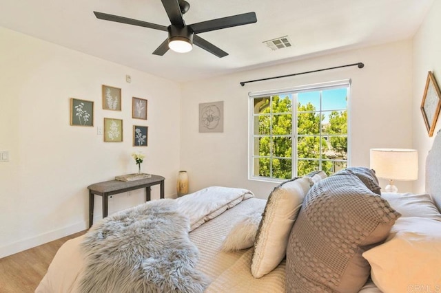 1948 Caminito De La Cruz, Chula Vista, CA 91913 - bedroom with wood finished floors and a ceiling fan