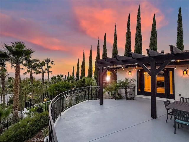 567 Lone Oak Dr, Thousand Oaks, CA 91362 - patio terrace at dusk with a patio area