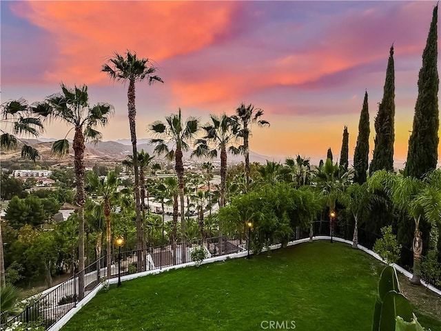 567 Lone Oak Dr, Thousand Oaks, CA 91362 - surrounding community