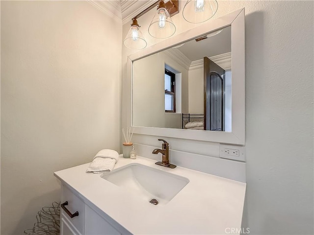 567 Lone Oak Dr, Thousand Oaks, CA 91362 - bathroom with ornamental molding and vanity