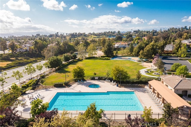 41024 Montelena Cir, Temecula, CA 92591 - community pool featuring a patio area