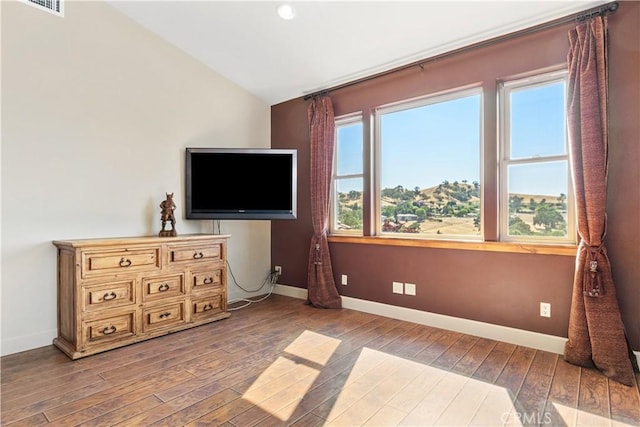 9942 Sunfish Cir, Paso Robles, CA 93446 - sitting room featuring hardwood / wood-style flooring, lofted ceiling, and recessed lighting