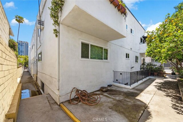 5947 Carlton Way, Los Angeles, CA 90028 - photo 9