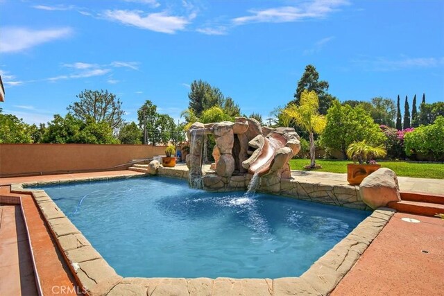 2335 N San Antonio Ave, Upland, CA 91784 - view of pool