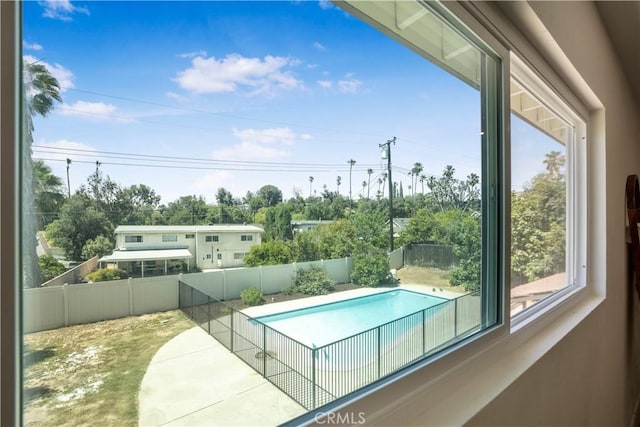 801 Navajo Dr, Riverside, CA 92507 - view of swimming pool