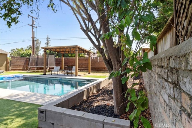 8 Barton Pkwy, Oakdale, CA 95361 - view of swimming pool featuring a fenced backyard