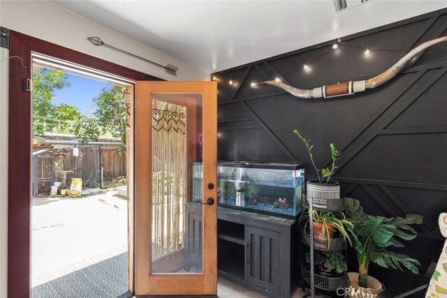 8 Barton Pkwy, Oakdale, CA 95361 - view of entryway