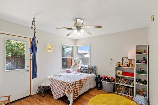 8 Barton Pkwy, Oakdale, CA 95361 - bedroom featuring wood finished floors and a ceiling fan