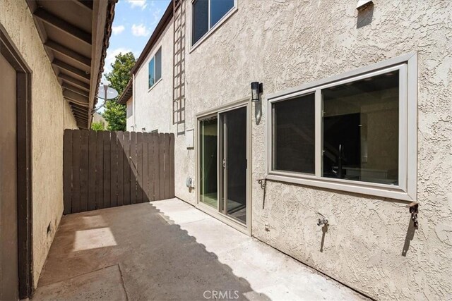 1077 Santo Antonio Dr Unit 54, Colton, CA 92324 - view of patio