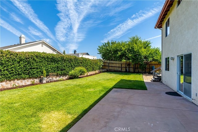 1678 Bella Vista Ct, Paso Robles, CA 93446 - fenced backyard featuring a patio area