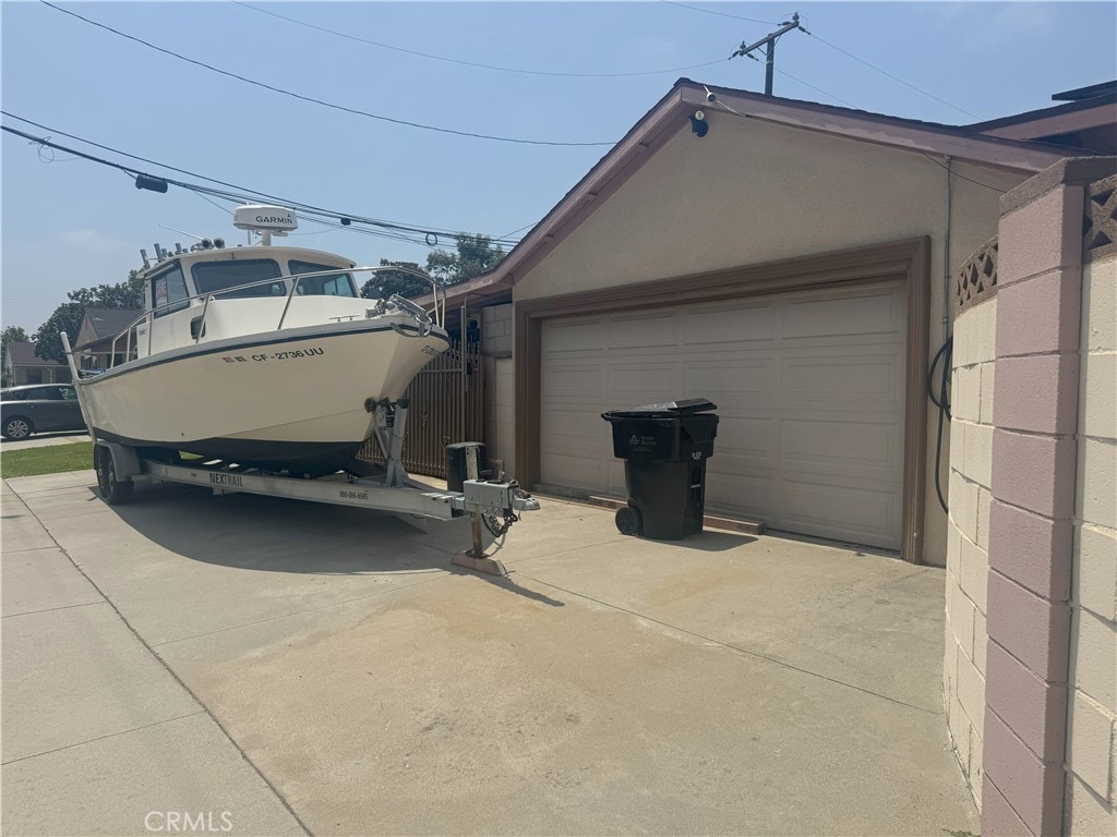 1604 S Meeker Ave, West Covina, CA 91790 - garage with concrete driveway