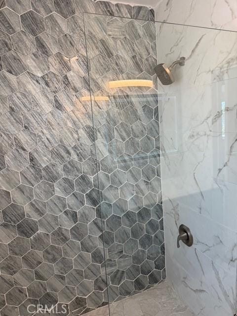 14516 Florita Rd, La Mirada, CA 90638 - full bath with a tile shower