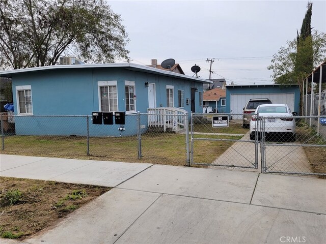 1525 Oregon St, Bakersfield, CA 93305 - photo 1