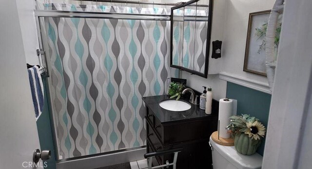 735 E Hanks St, Azusa, CA 91702 - full bathroom with vanity and curtained shower